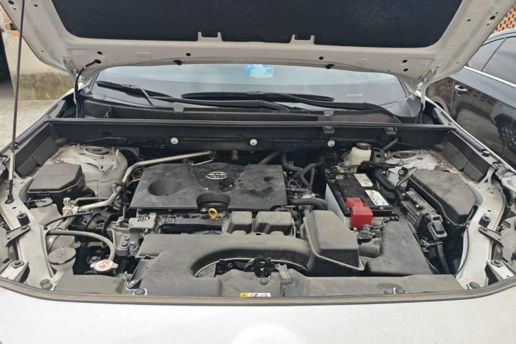Used Toyota Wildlander 2023 2.0L CVT Two-Wheel Drive Leading Edition Engine Bay