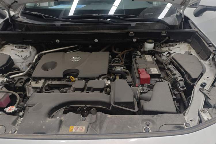 Used Toyota Wildlander 2023 2.0L CVT Four-Wheel Drive Luxury PLUS Edition Engine Bay