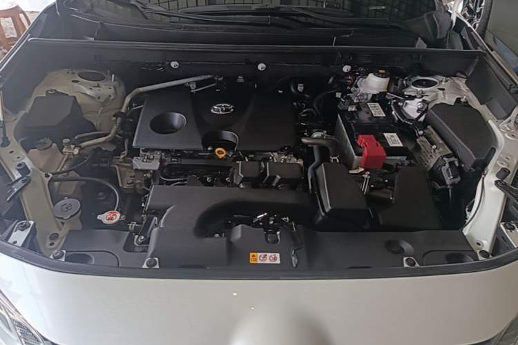 Used Toyota Wildlander 2023 2.0L CVT Two-Wheel Drive Luxury PLUS Edition Engine Bay