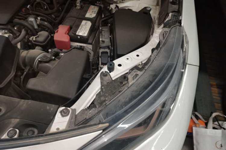 Used Toyota Wildlander 2023 2.0L CVT Two-Wheel Drive Luxury PLUS Edition Engine Bay Left