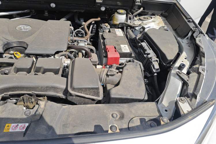 Used Toyota Wildlander 2023 2.0L CVT Two-Wheel Drive Leading Edition Engine Bay Left