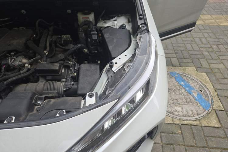 Used Toyota Wildlander 2023 Dual-Engine 2.5L E-CVT Two-Wheel Drive Urban Edition Engine Bay Left