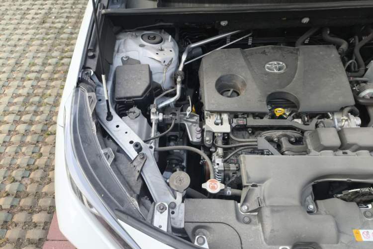 Used Toyota Wildlander 2023 2.0L CVT Two-Wheel Drive Luxury PLUS Edition Engine Bay Right