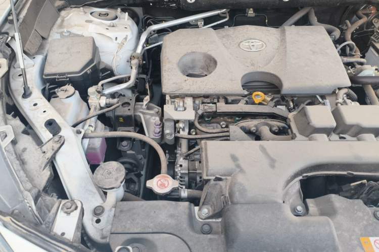 Used Toyota Wildlander 2023 2.0L CVT Two-Wheel Drive Luxury PLUS Edition Engine Bay Right