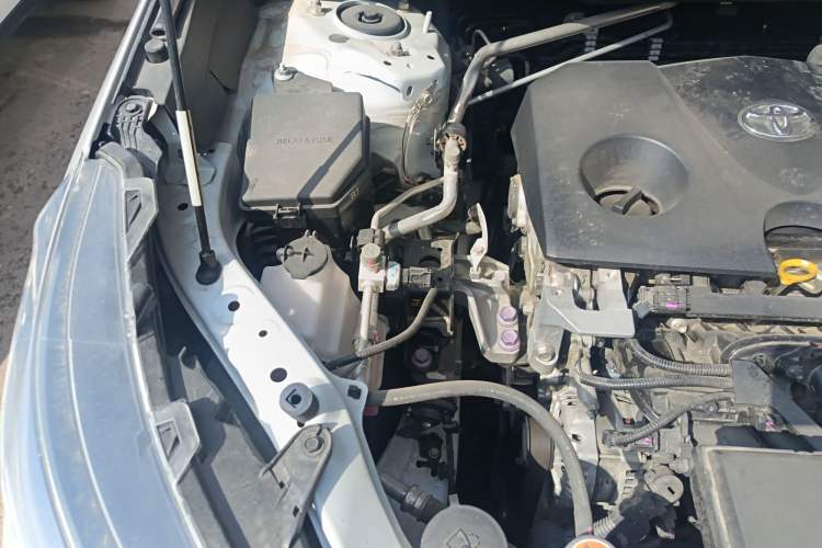 Used Toyota Wildlander 2023 2.0L CVT Two-Wheel Drive Luxury PLUS Edition Engine Bay Right