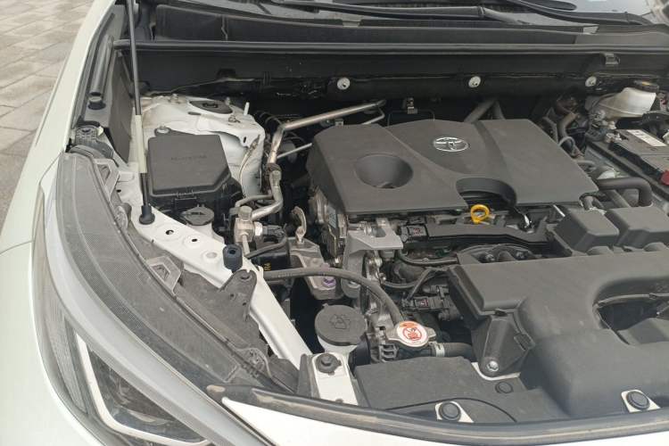 Used Toyota Wildlander 2023 2.0L CVT Two-Wheel Drive Luxury PLUS Edition Engine Bay Right