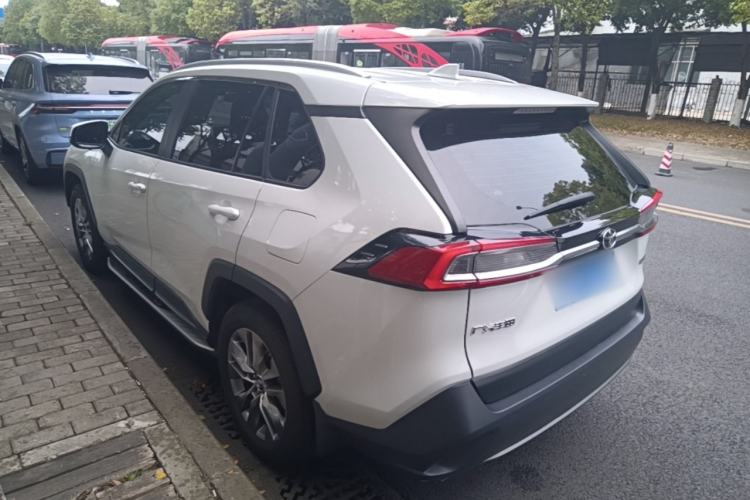 Used Toyota Wildlander 2023 2.0L CVT Two-Wheel Drive Leading Edition Exterior 2