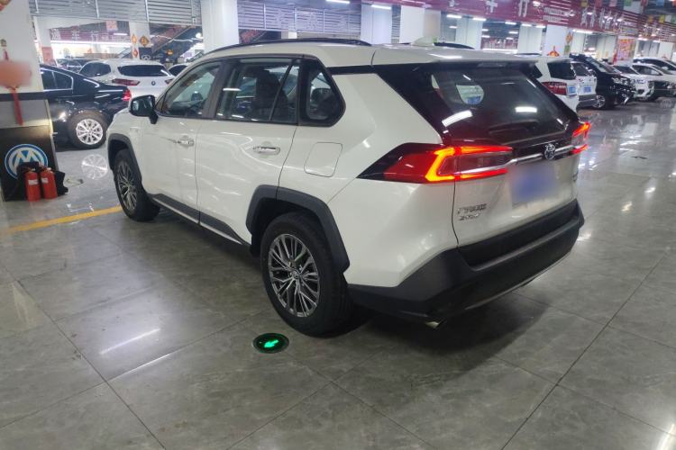 Used Toyota Wildlander 2023 Dual-Motor 2.5L E-CVT Four-Wheel Drive Prestige Edition Exterior 3