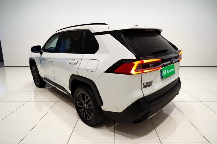 Used Toyota Wildlander 2023 Dual-Motor 2.5L E-CVT Two-Wheel Drive Luxury PLUS Edition Exterior 3