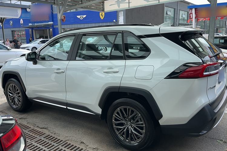 Used Toyota Wildlander 2023 2.0L CVT Four-Wheel Drive Luxury PLUS Edition Exterior 5