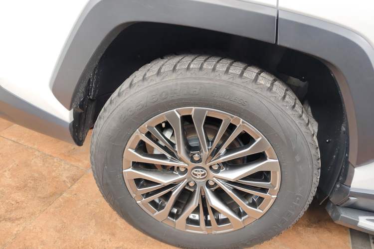 Used Toyota Wildlander 2023 Dual-Motor 2.5L E-CVT Four-Wheel Drive Prestige Edition Exterior 5