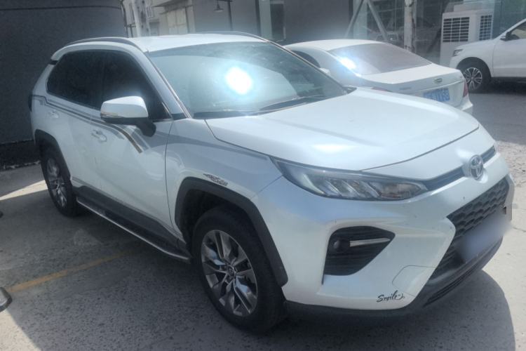 Used Toyota Wildlander 2023 2.0L CVT Two-Wheel Drive Leading Edition Front Right 45 Deg