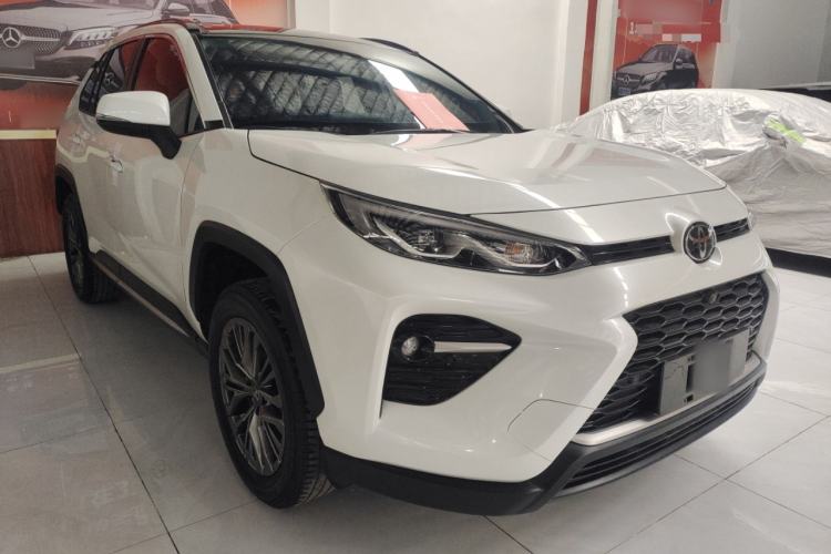 Used Toyota Wildlander 2023 2.0L CVT Four-Wheel Drive Luxury PLUS Edition Front Right 45 Deg