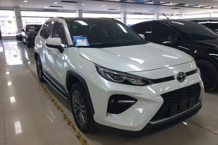 Used Toyota Wildlander 2023 2.0L CVT Two-Wheel Drive Luxury PLUS Edition Front Right 45 Deg