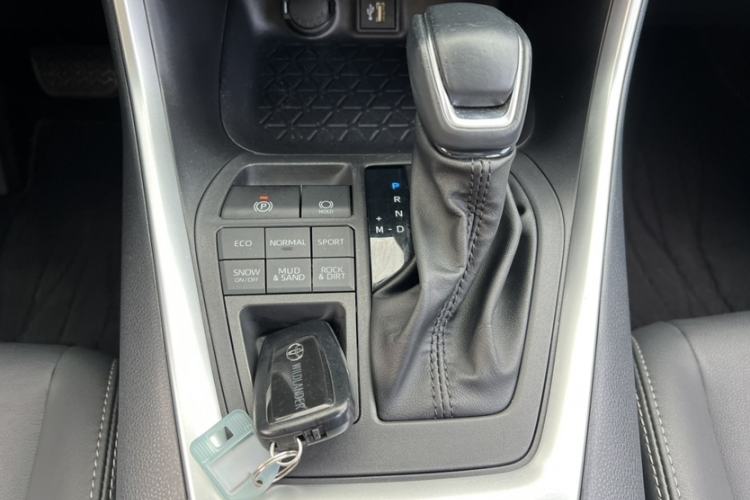 Used Toyota Wildlander 2023 2.0L CVT Four-Wheel Drive Luxury PLUS Edition Gear Lever