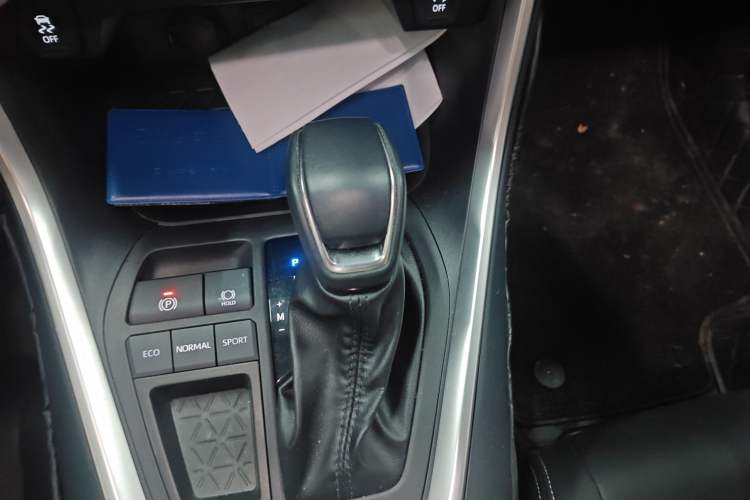Used Toyota Wildlander 2023 2.0L CVT Two-Wheel Drive Urban Edition Gear Lever
