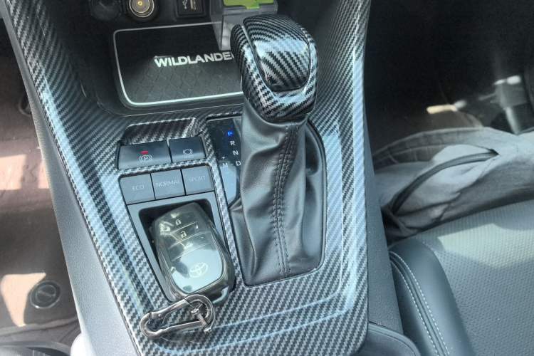 Used Toyota Wildlander 2023 2.0L CVT Two-Wheel Drive Leading Edition Gear Lever