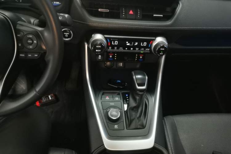 Used Toyota Wildlander 2023 Dual-Motor 2.5L E-CVT Four-Wheel Drive Prestige Edition Gear Lever