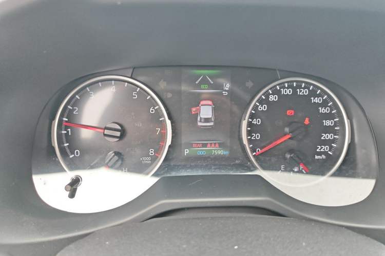 Used Toyota Wildlander 2023 2.0L CVT Two-Wheel Drive Leading Edition Instrument Cluster