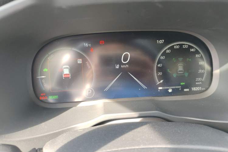 Used Toyota Wildlander 2023 Dual-Motor 2.5L E-CVT Four-Wheel Drive Prestige Edition Instrument Cluster