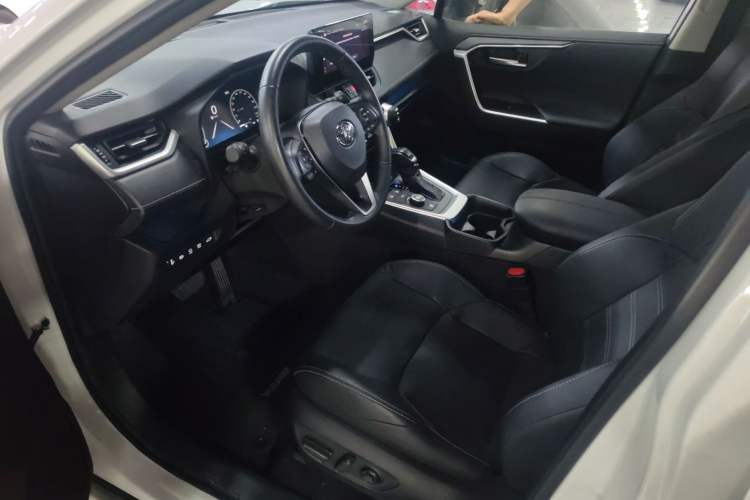 Used Toyota Wildlander 2023 Dual-Motor 2.5L E-CVT Four-Wheel Drive Prestige Edition Interior 1