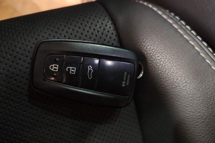 Used Toyota Wildlander 2023 Dual-Motor 2.5L E-CVT Four-Wheel Drive Prestige Edition Interior 1