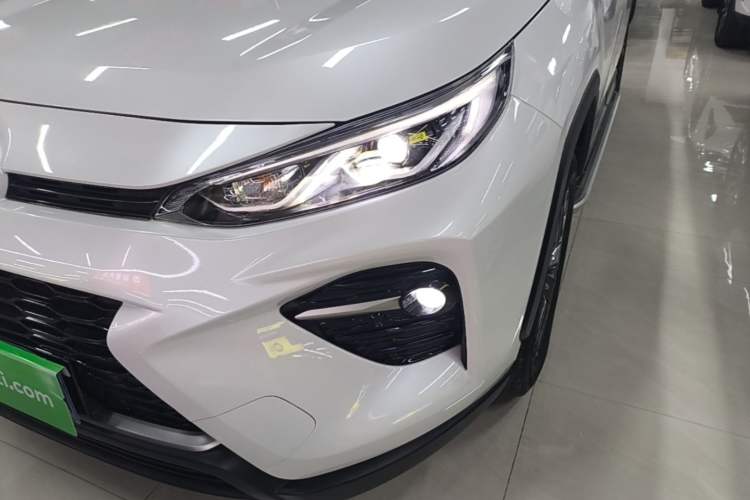 Used Toyota Wildlander 2023 2.0L CVT Two-Wheel Drive Luxury PLUS Edition Left Front Headlight