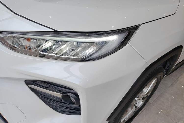 Used Toyota Wildlander 2023 2.0L CVT Two-Wheel Drive Leading Edition Left Front Headlight