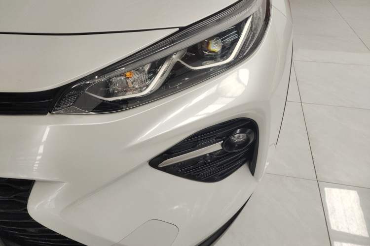 Used Toyota Wildlander 2023 2.0L CVT Four-Wheel Drive Luxury PLUS Edition Left Front Headlight