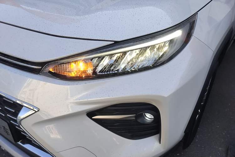 Used Toyota Wildlander 2023 2.0L CVT Two-Wheel Drive Leading Edition Left Front Headlight