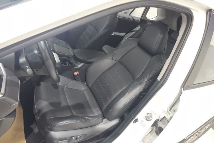 Used Toyota Wildlander 2023 2.0L CVT Four-Wheel Drive Luxury PLUS Edition Left Front Seat