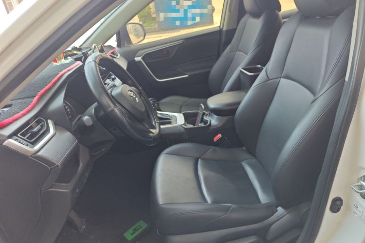 Used Toyota Wildlander 2023 2.0L CVT Two-Wheel Drive Leading Edition Left Front Seat
