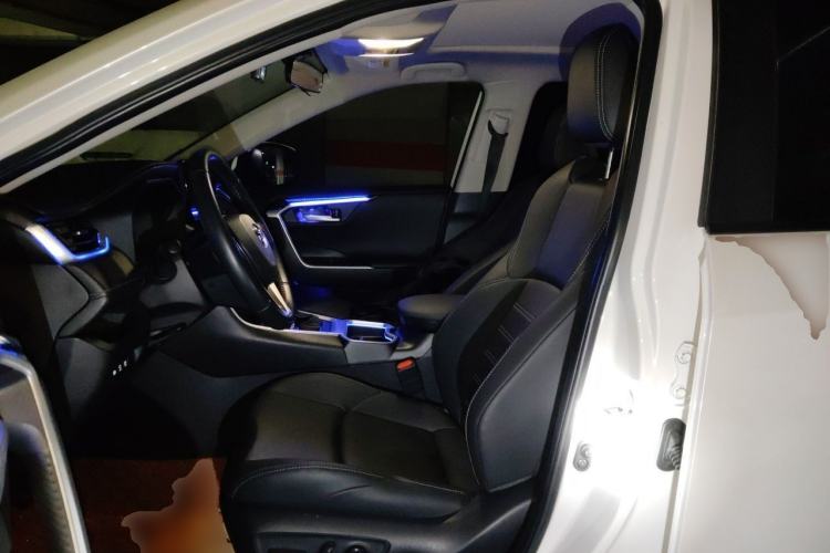 Used Toyota Wildlander 2023 2.0L CVT Four-Wheel Drive Luxury PLUS Edition Left Front Seat