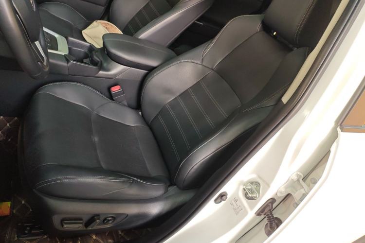 Used Toyota Wildlander 2023 Dual-Motor 2.5L E-CVT Four-Wheel Drive Prestige Edition Left Front Seat