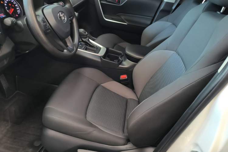 Used Toyota Wildlander 2023 2.0L CVT Two-Wheel Drive Leading Edition Left Front Seat
