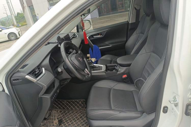 Used Toyota Wildlander 2023 2.0L CVT Two-Wheel Drive Luxury PLUS Edition Left Front Seat