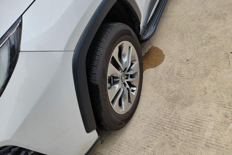 Used Toyota Wildlander 2023 2.0L CVT Two-Wheel Drive Urban Edition Left Front Wheel Hub