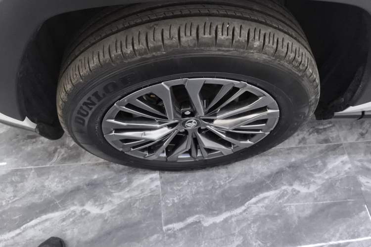 Used Toyota Wildlander 2023 2.0L CVT Four-Wheel Drive Luxury PLUS Edition Left Front Wheel Hub