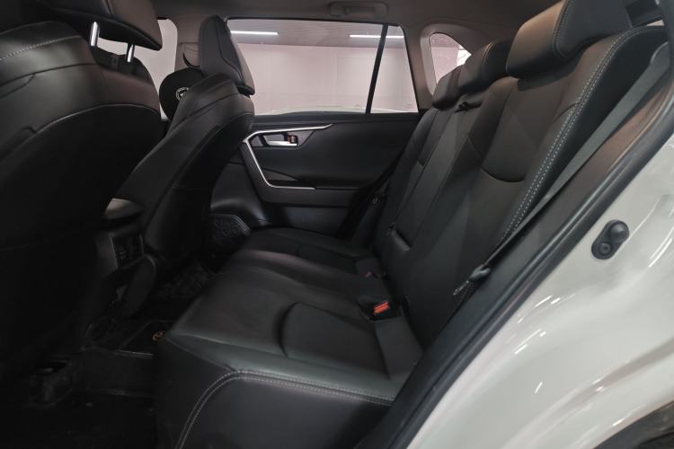 Used Toyota Wildlander 2023 2.0L CVT Two-Wheel Drive Urban Edition Left Rear Seat