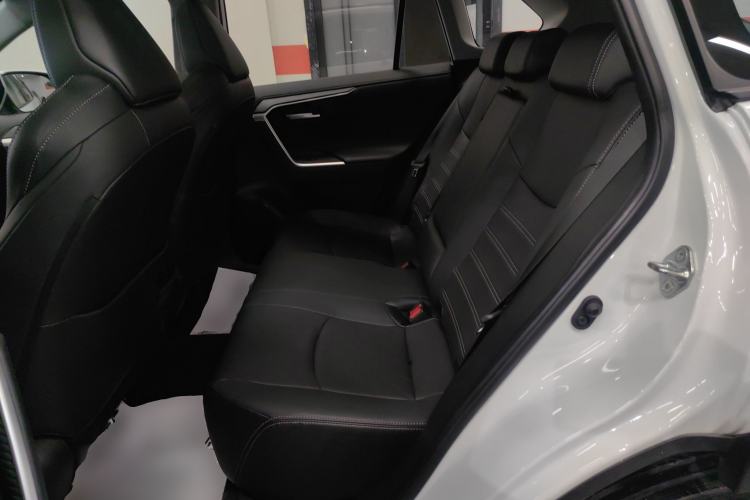 Used Toyota Wildlander 2023 2.0L CVT Four-Wheel Drive Luxury PLUS Edition Left Rear Seat