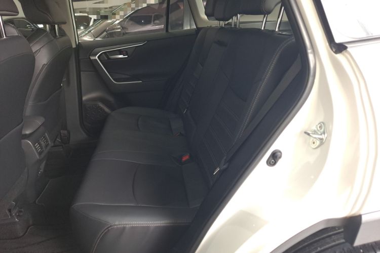 Used Toyota Wildlander 2023 2.0L CVT Four-Wheel Drive Luxury PLUS Edition Left Rear Seat
