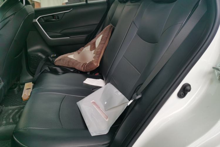 Used Toyota Wildlander 2023 2.0L CVT Two-Wheel Drive Leading Edition Left Rear Seat