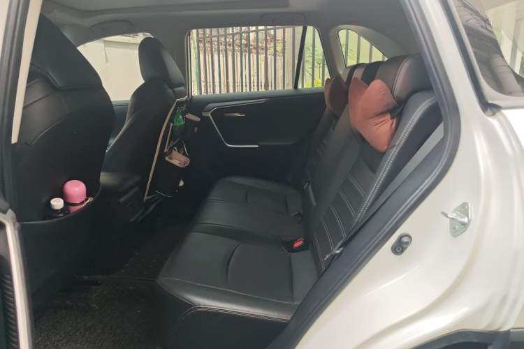 Used Toyota Wildlander 2023 2.0L CVT Two-Wheel Drive Luxury PLUS Edition Left Rear Seat