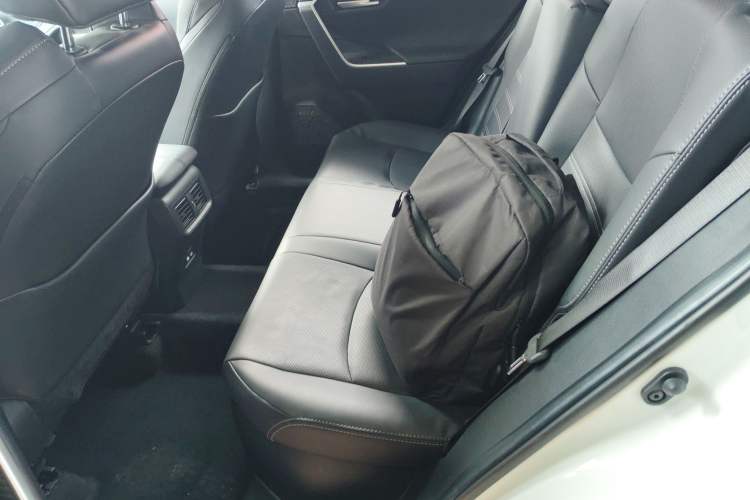 Used Toyota Wildlander 2023 Dual-Motor 2.5L E-CVT Four-Wheel Drive Prestige Edition Left Rear Seat