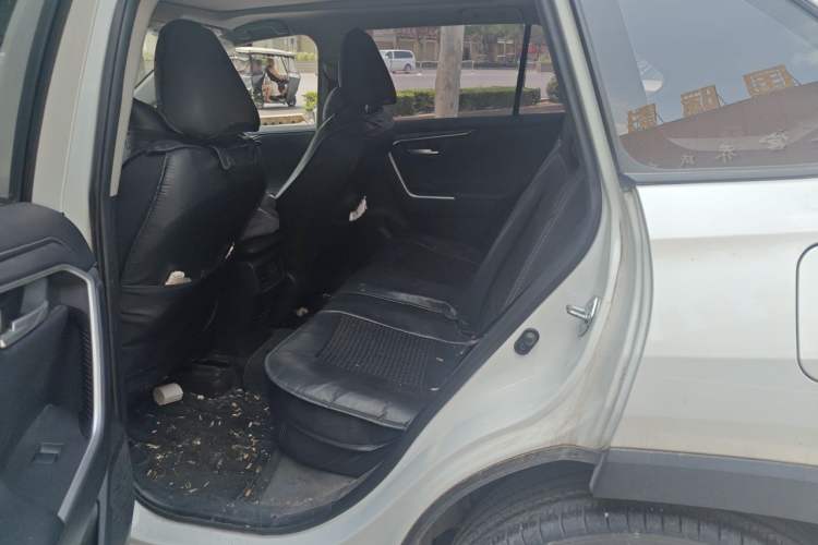 Used Toyota Wildlander 2023 2.0L CVT Two-Wheel Drive Luxury PLUS Edition Left Rear Seat
