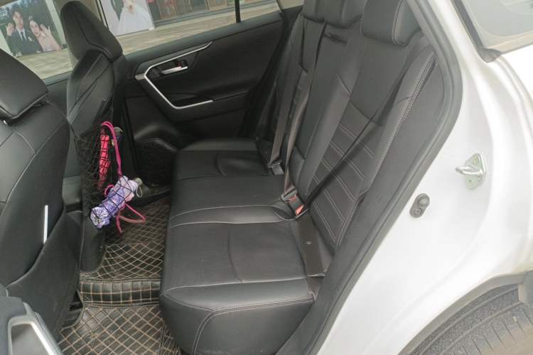 Used Toyota Wildlander 2023 2.0L CVT Two-Wheel Drive Luxury PLUS Edition Left Rear Seat