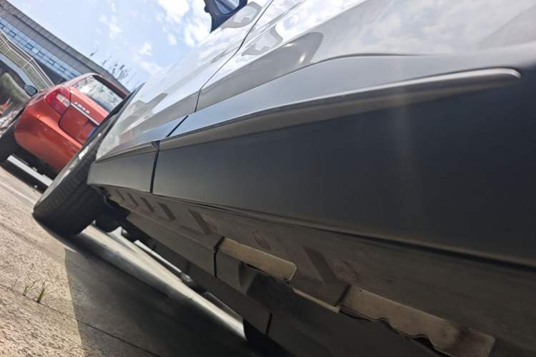 Used Toyota Wildlander 2023 2.0L CVT Two-Wheel Drive Leading Edition Left Side Sill