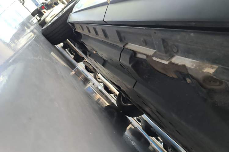 Used Toyota Wildlander 2023 2.0L CVT Two-Wheel Drive Leading Edition Left Side Sill