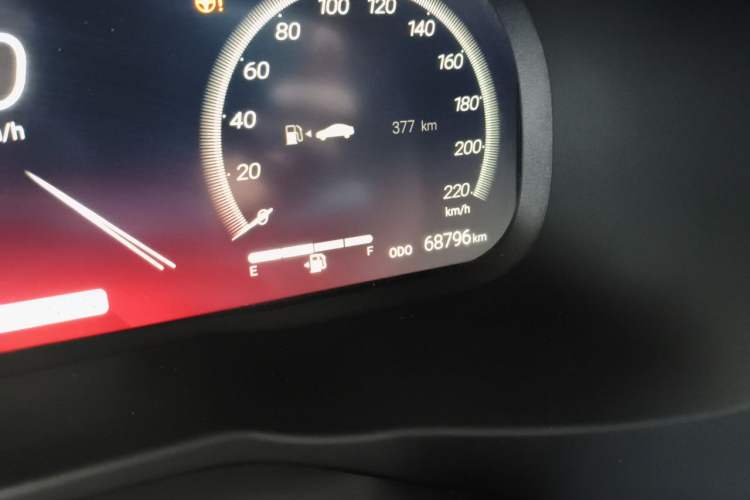Used Toyota Wildlander 2023 Dual-Motor 2.5L E-CVT Two-Wheel Drive Luxury PLUS Edition Odometer Close Up
