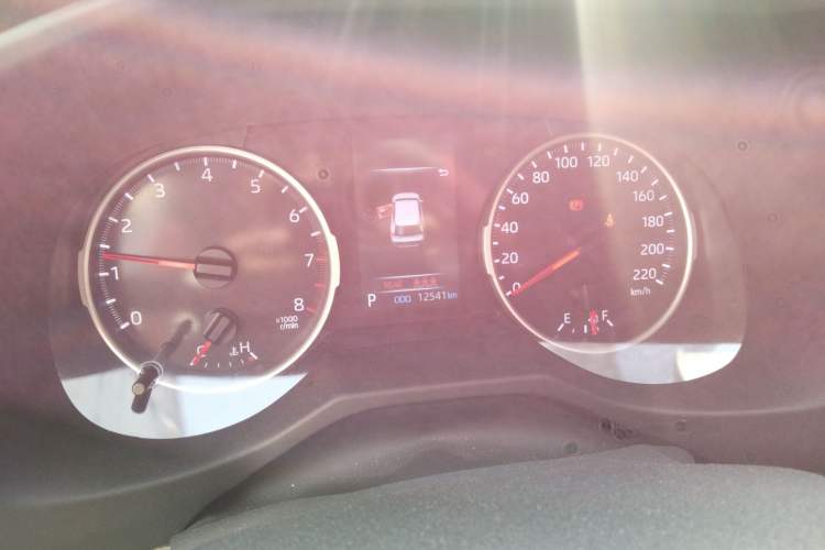 Used Toyota Wildlander 2023 2.0L CVT Two-Wheel Drive Leading Edition Odometer Close Up